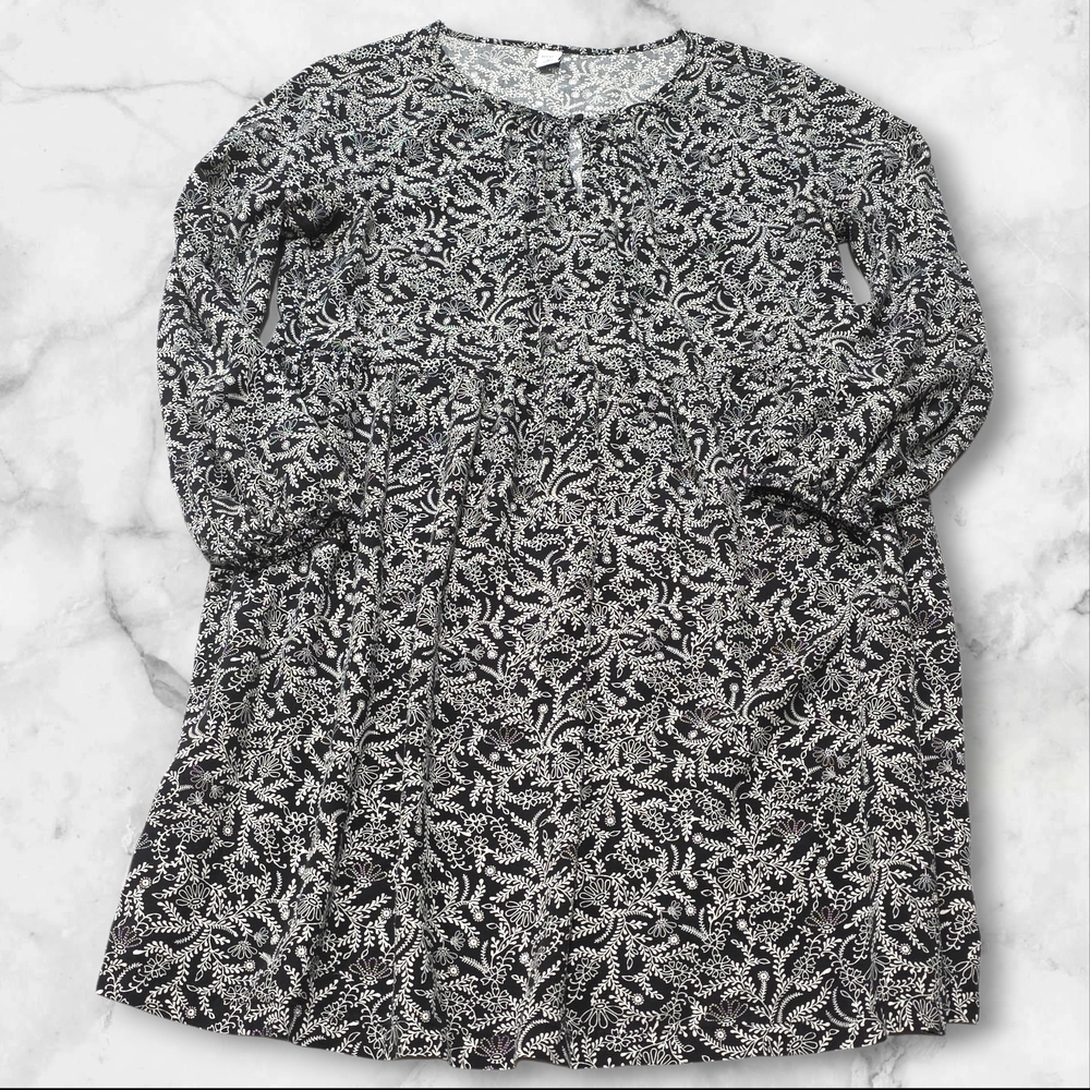 Old Navy Long Sleeve Dress Size Medium (M) A135